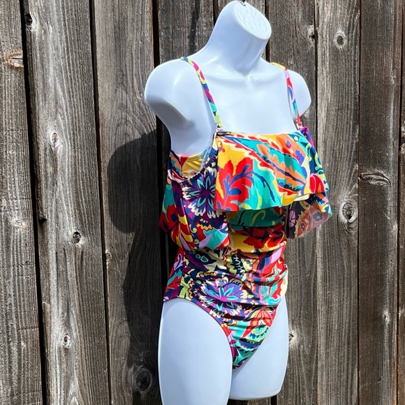 NWT Tahari floral one piece swimsuit size small - Picture 8 of 17